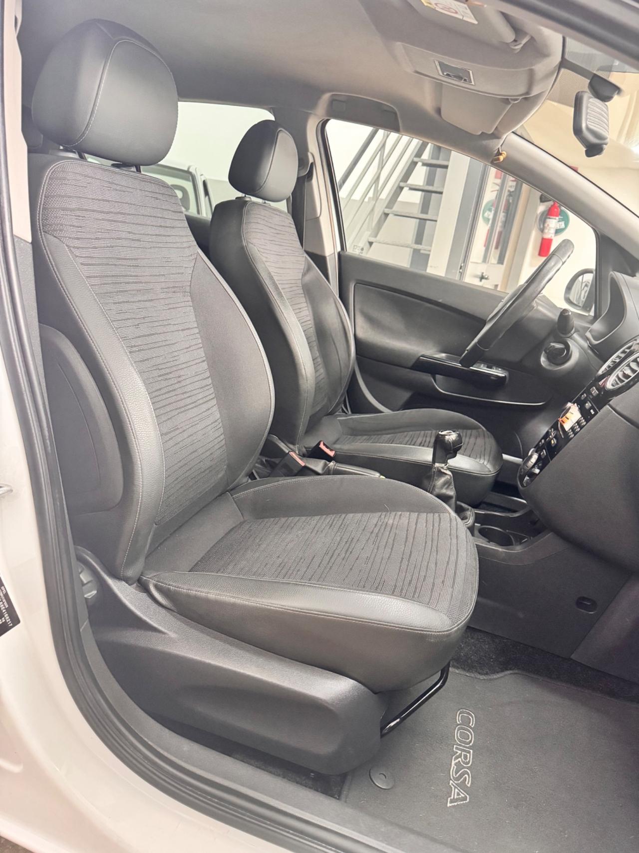 Opel Corsa 1.3 CDTi 75 Cv 5 Porte Sport - 10/2014