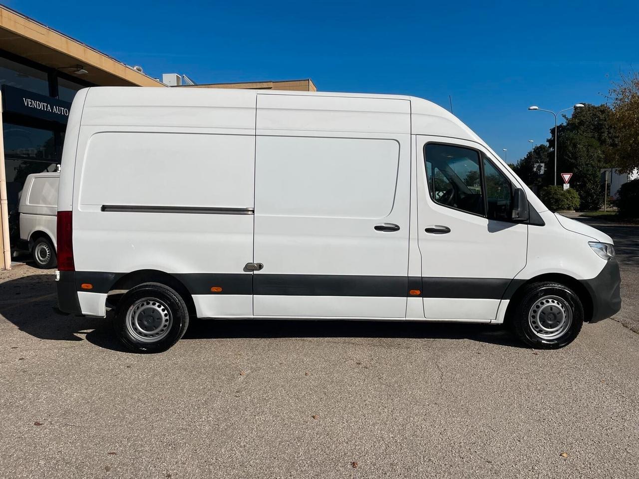 Mercedes Benz Seleziona 311 CDI FURGONATO L2H2