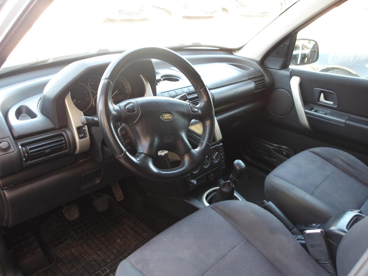 LAND ROVER FREELANDER 2.0 Td4