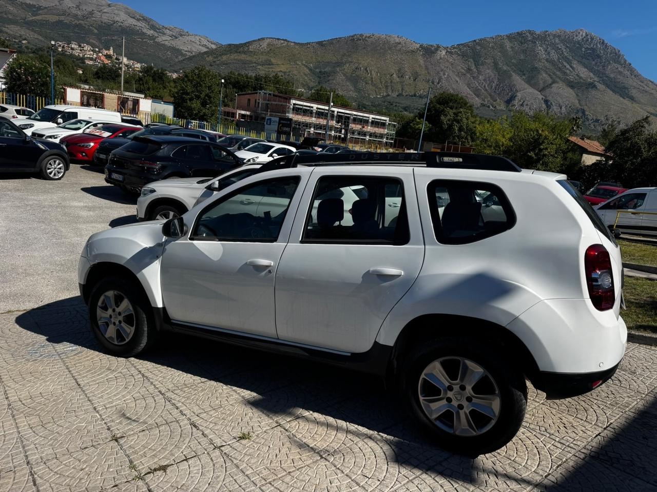 Dacia Duster 1.5 dCi 110CV 4x2 Ambiance garantita 12 mesin