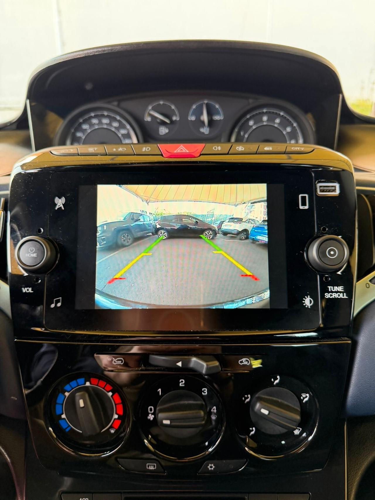 LANCIA YPSILON 1.0 HYBRID PLATINO **PREZZO REALE**