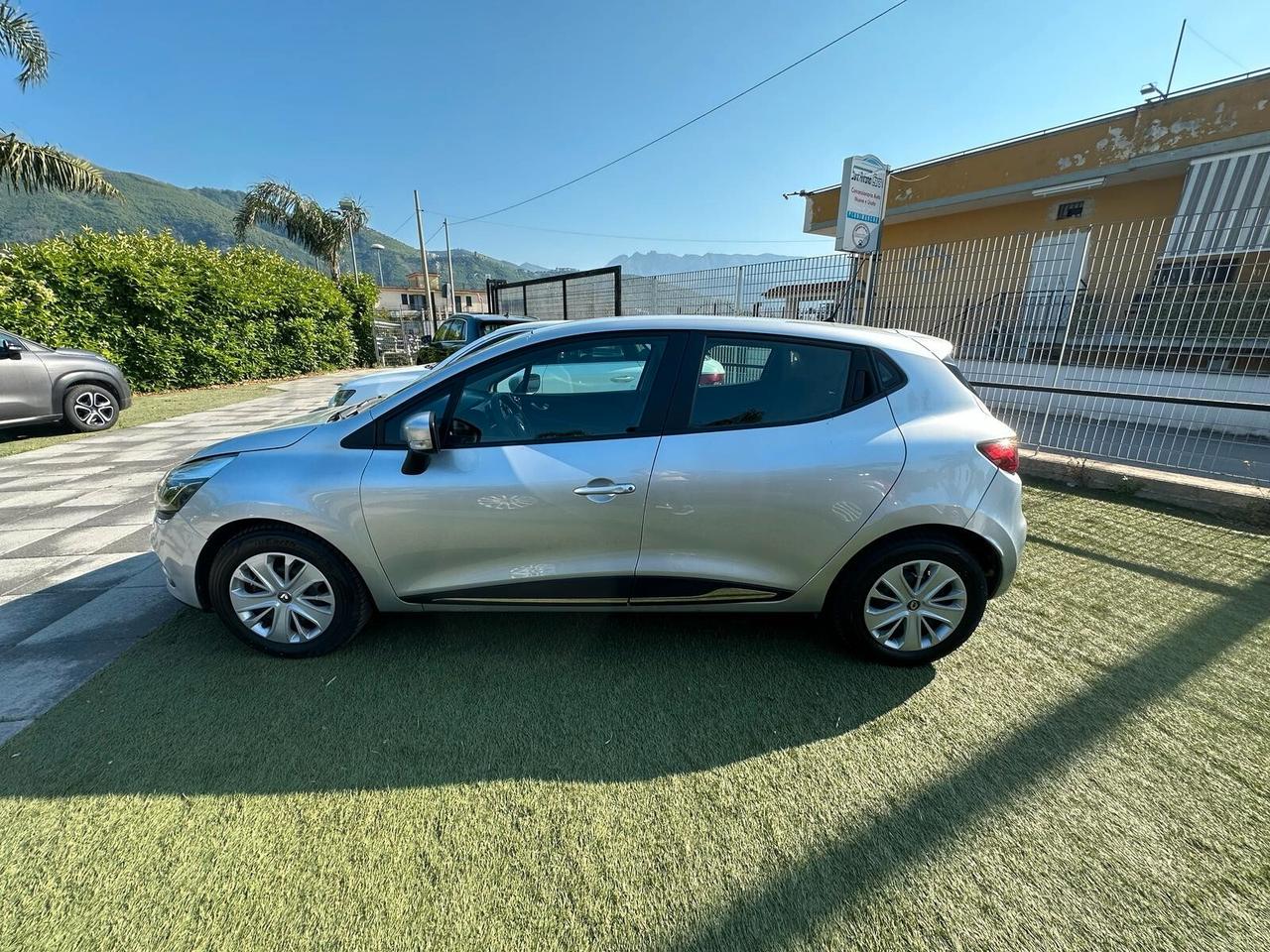Renault Clio TCe 12V 90 CV GPL di serie 2019