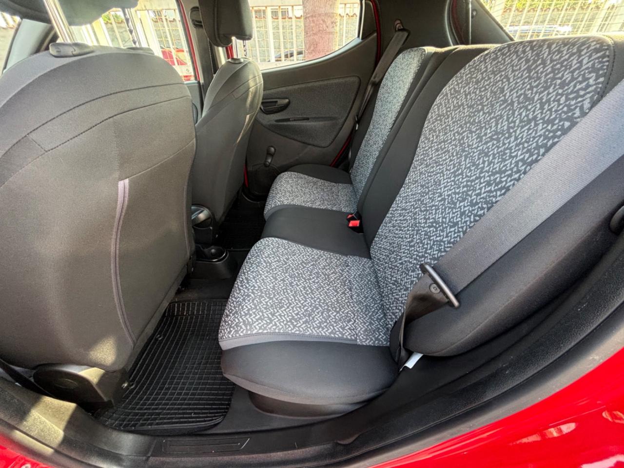 LANCIA YPSILON 1.2 BENZINA SOLI 20.000KM