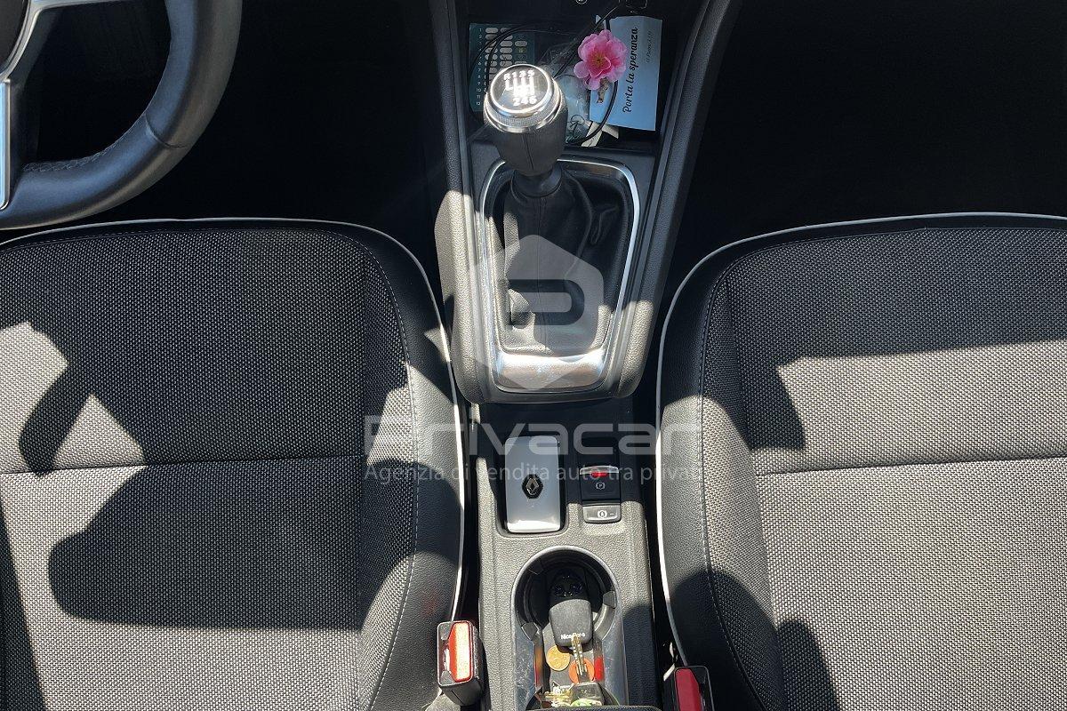 RENAULT Captur TCe 100 CV GPL FAP Intens