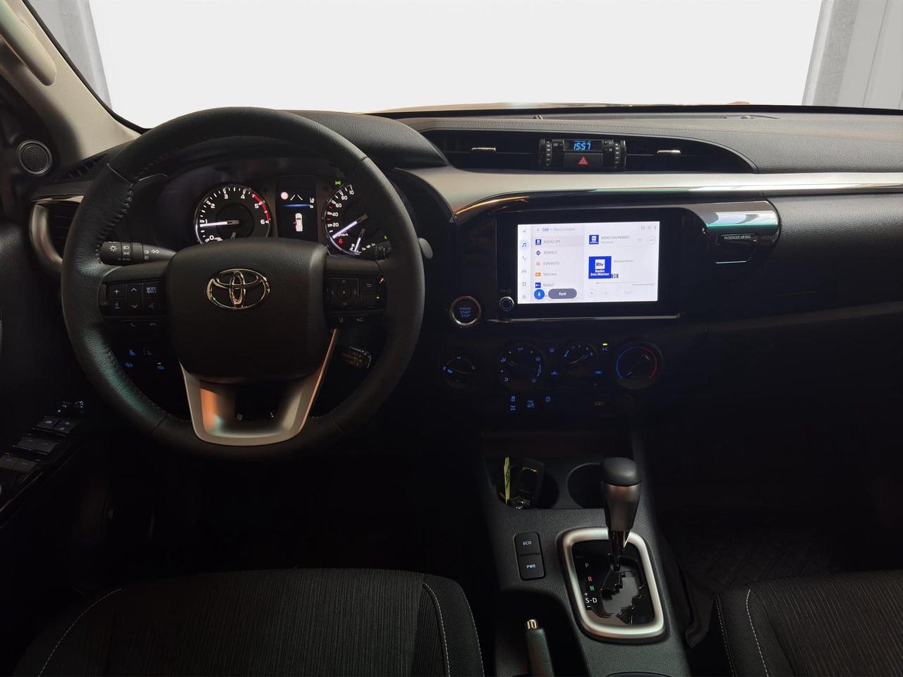 Toyota Hilux 2.4 d-4d double cab Lounge auto