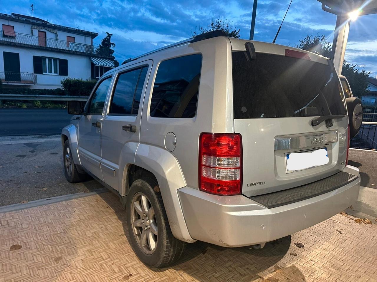Jeep Cherokee 2.8 CRD DPF Limited Auto