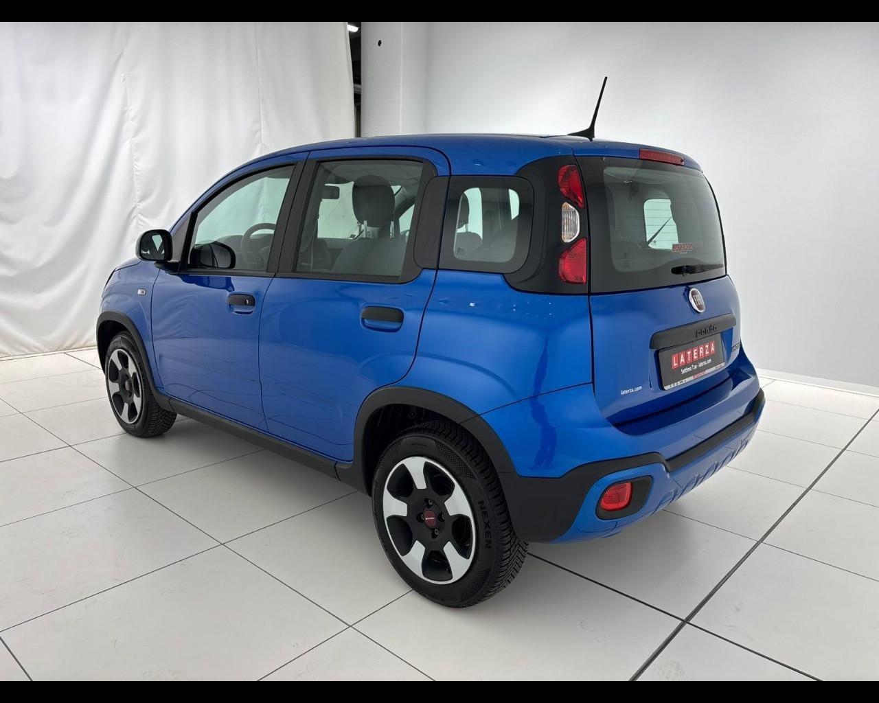 FIAT Panda 1.0 firefly hybrid City Cross s&s 70cv 5p.ti