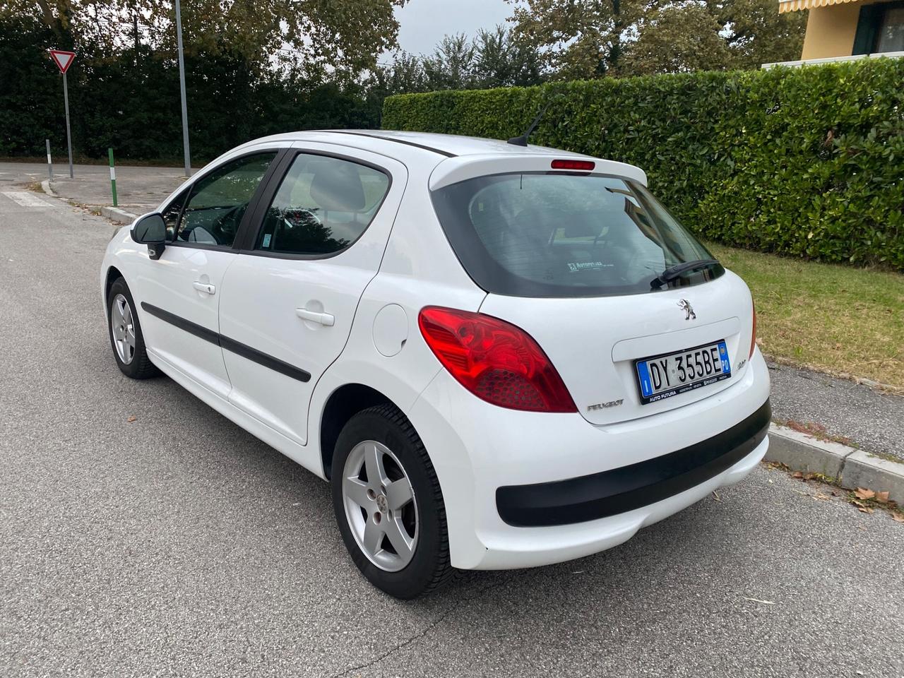 Peugeot 207 1.4 8V 75CV 5p. Energie Sport ECO GPL