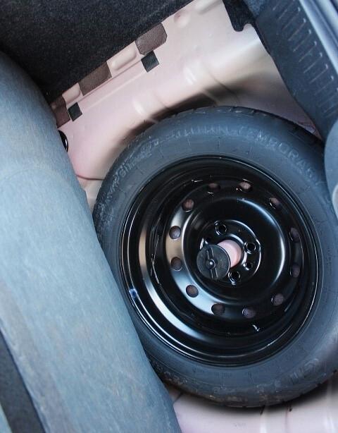 Fiat 500 1.2 Lounge 34000 KM PARI NUOVO 8 GOMME INVERNALI \ESTIVE TETTO PANOR. CLIMA RADIO CERCHI LEGA