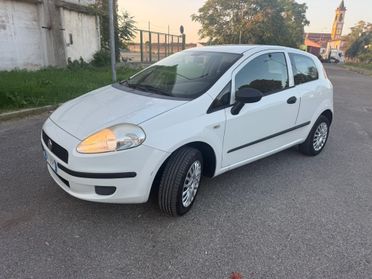 FIAT G PUNTO EVO 1.4 BENZ METANO NEOPATENETATI