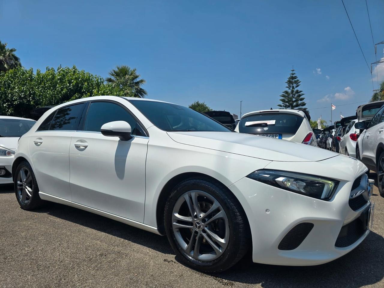 MERCEDES A180CDI 115CV SPORT PACK LUCI