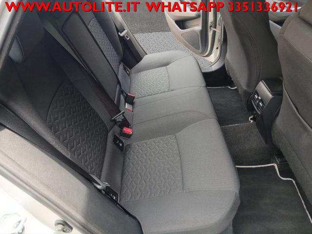 TOYOTA Corolla Touring Sports 1.8 Hybrid Business
