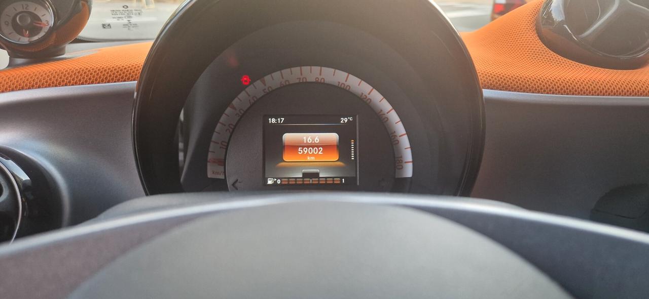 Smart ForTwo 70 1.0 twinamic 59.000 KM TAGLIANDI