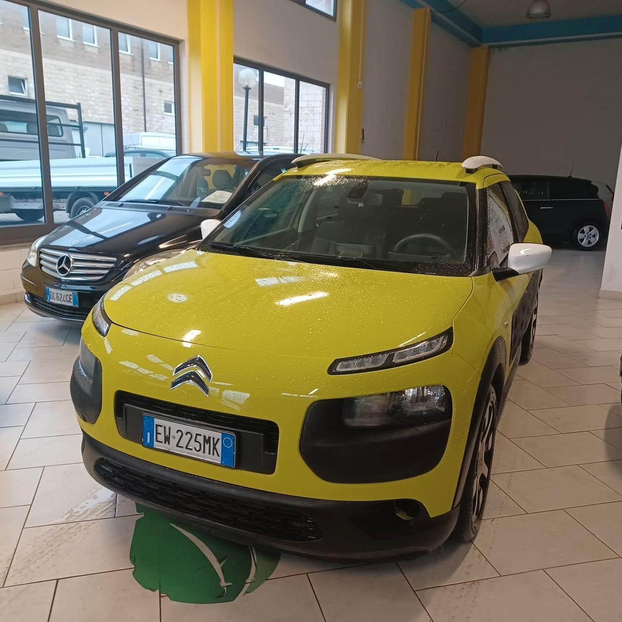 FULL OPTIONAL C4 CACTUS 1.2 NEOPATENTATI