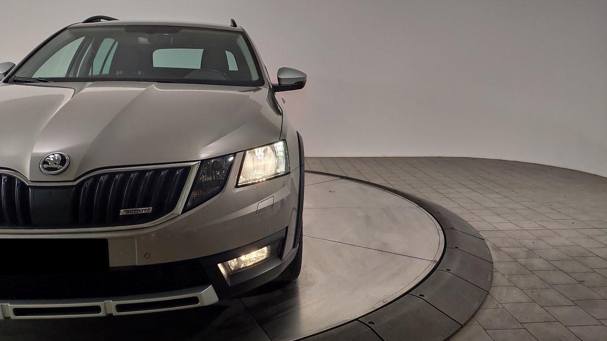SKODA Octavia 2.0 Tdi Cr 150 Cv 4X4 Dsg Wagon Scout