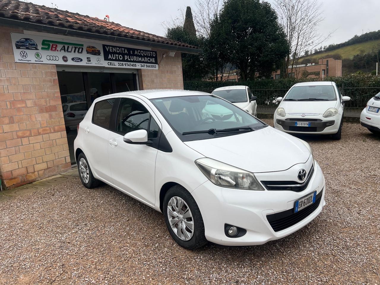 Toyota Yaris 1.0 5 porte
