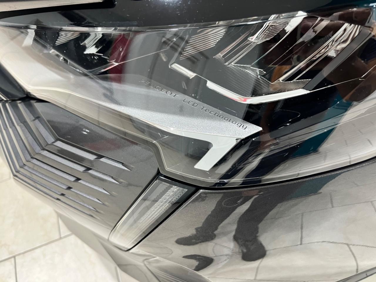 PEUGEOT 3008 *FULL LED *UNICOPROPRIETARIO *KM CERTIFICATI