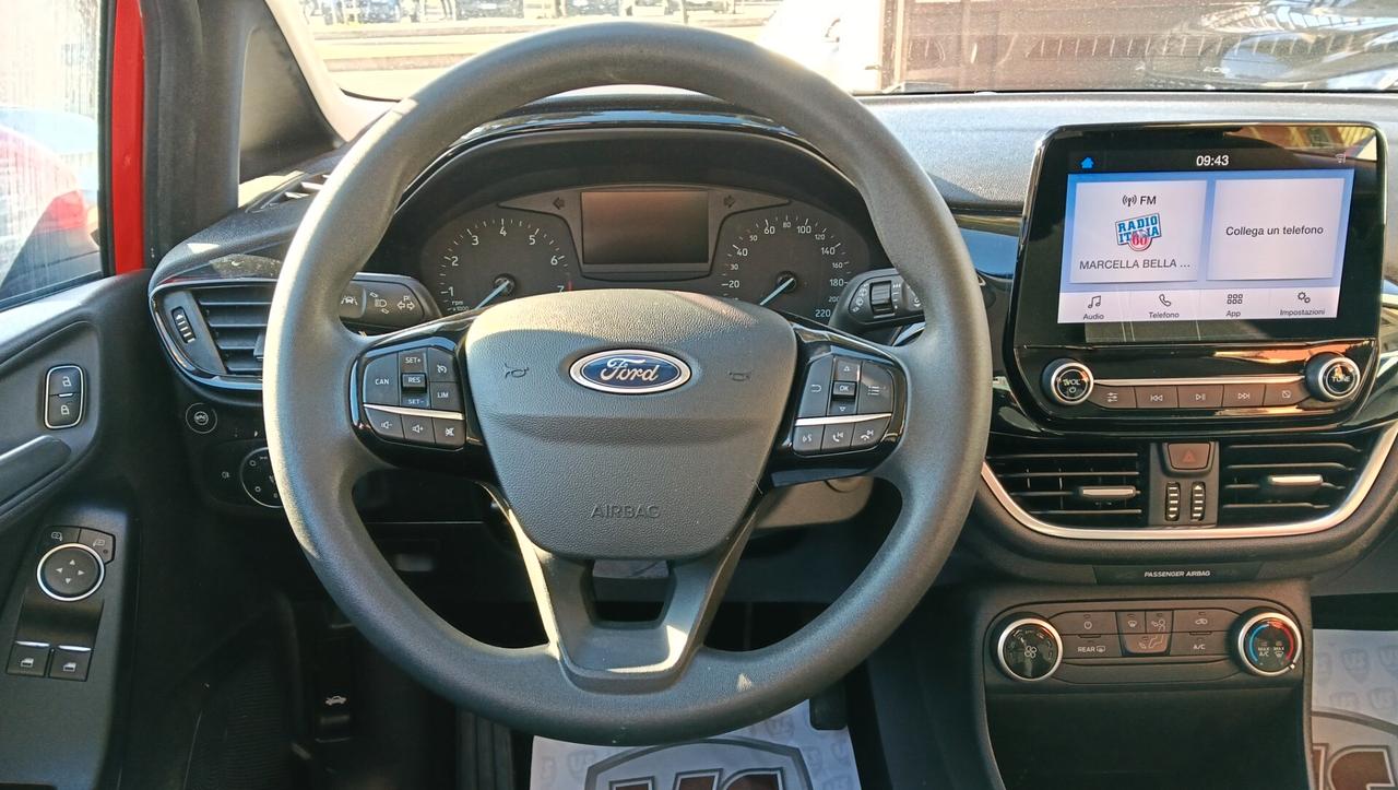 FORD FIESTA 1.1 B/GPL-GANCIO TRAINO