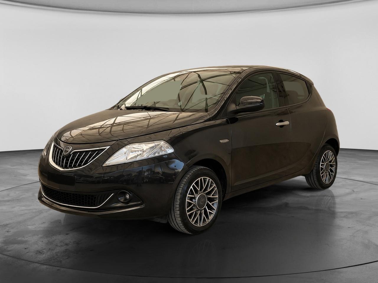 LANCIA Ypsilon III 2021 - Ypsilon 1.0 firefly hybrid Gold Plus s&s 70cv 5p.ti