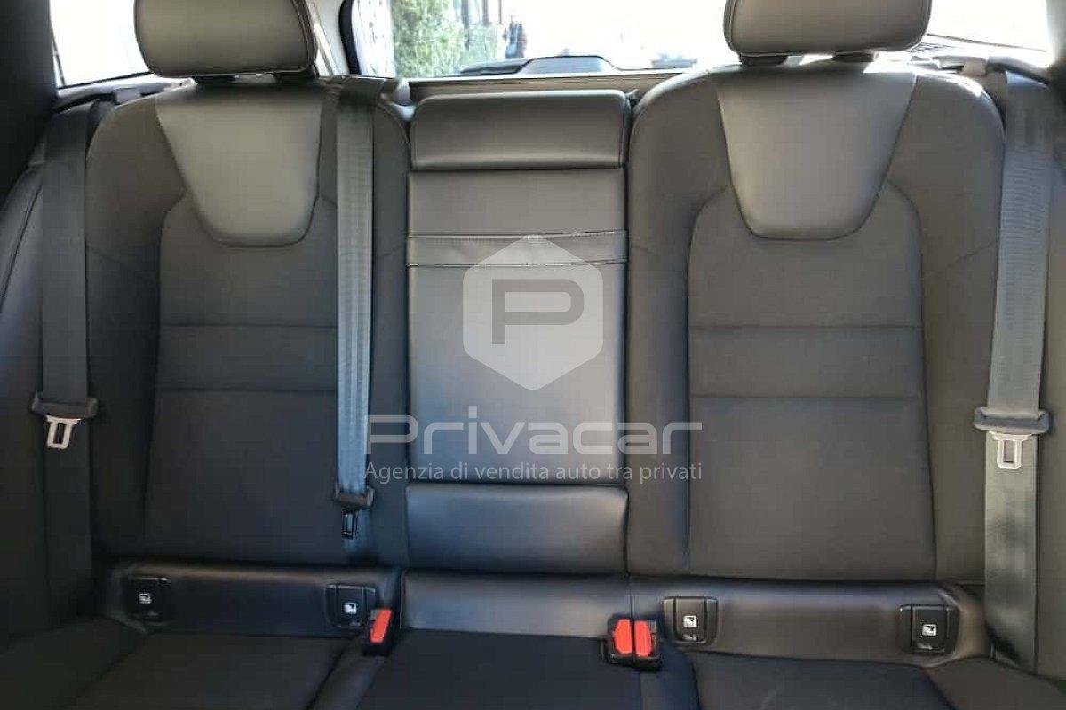 VOLVO V60 B4 Geartronic Momentum Business Pro