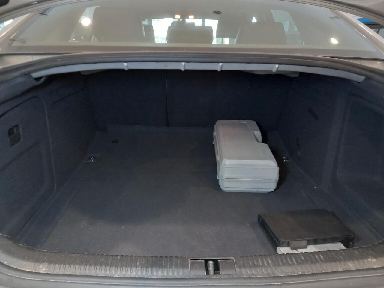 Audi A6 3.0 V6 TDI quattro UNICO PROP