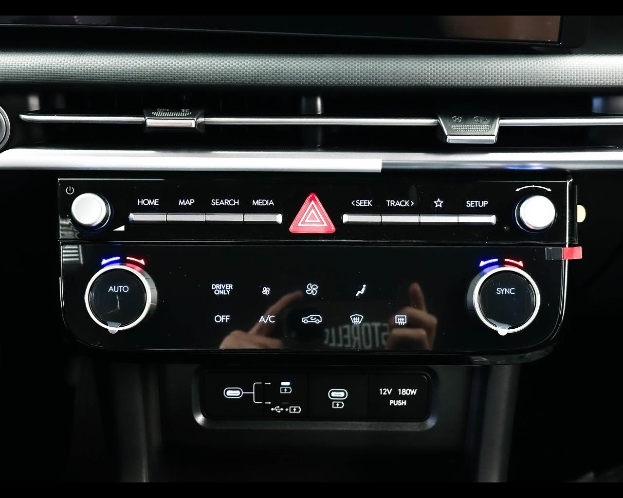 HYUNDAI TUCSON PE 1.6HEV AT 2WD BUSINESS