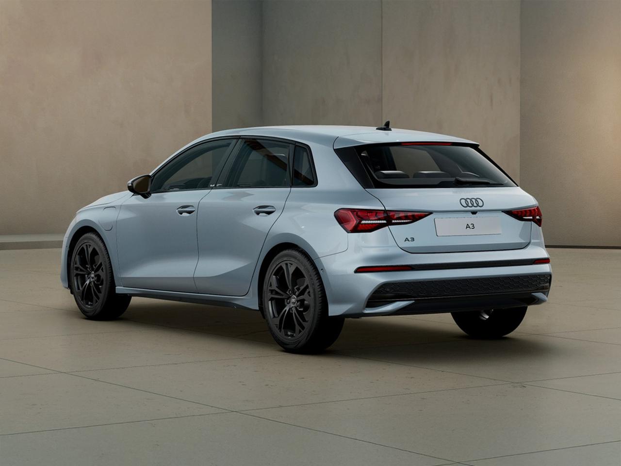 Audi A3 sportback 1.5 tfsi e business advanced 204cv s-tronic