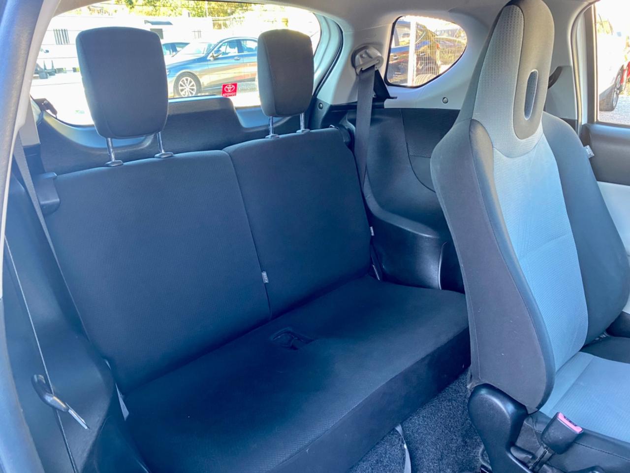 Toyota iQ 1.0 CVT Lounge