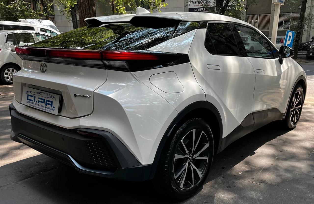 Toyota C-HR 2.0 PHEV Trend