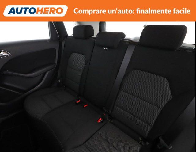 MERCEDES-BENZ B 180 d Business