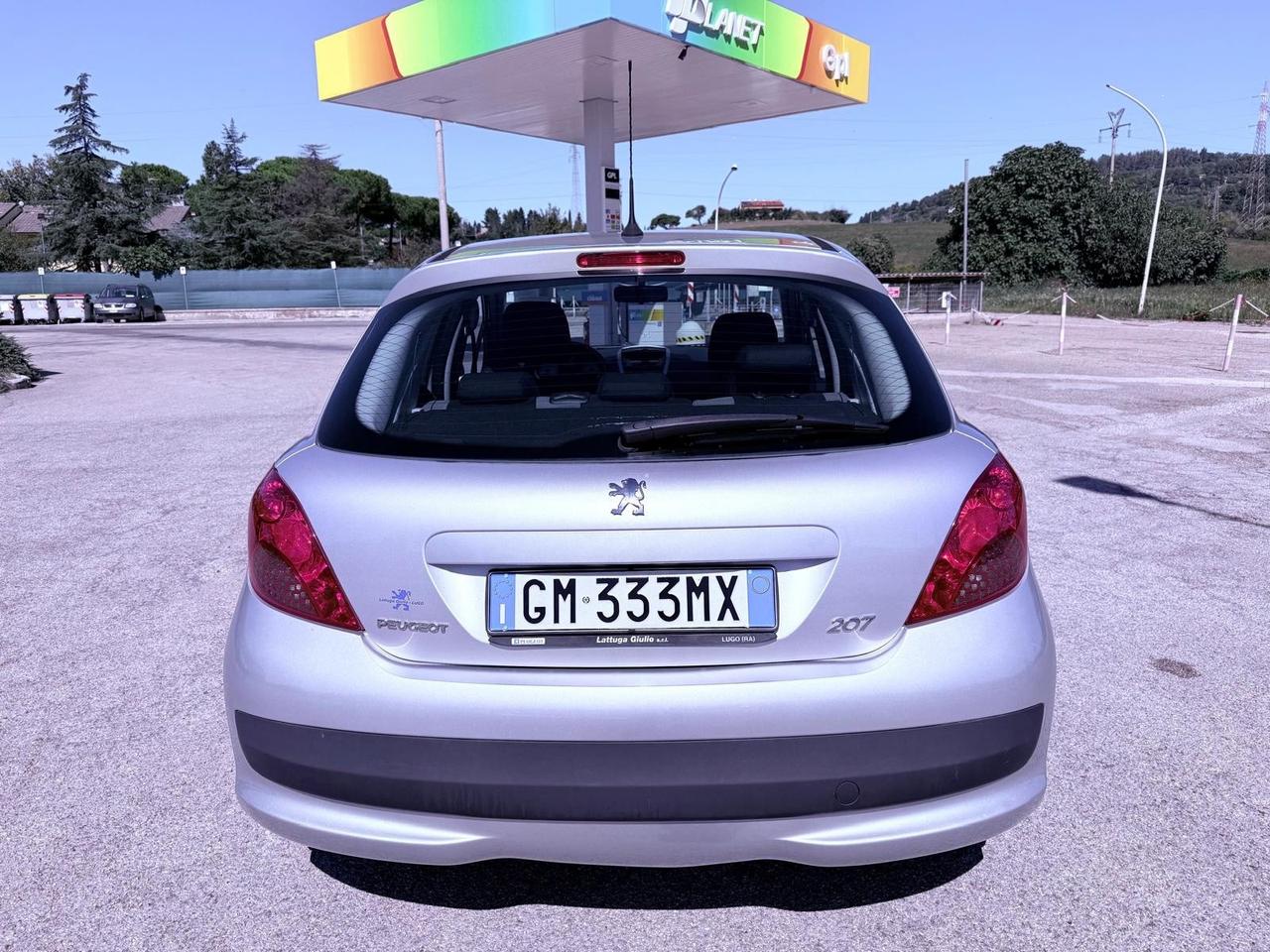 Peugeot 207 1.4 HDi 70CV 5p. Ok neopatentati