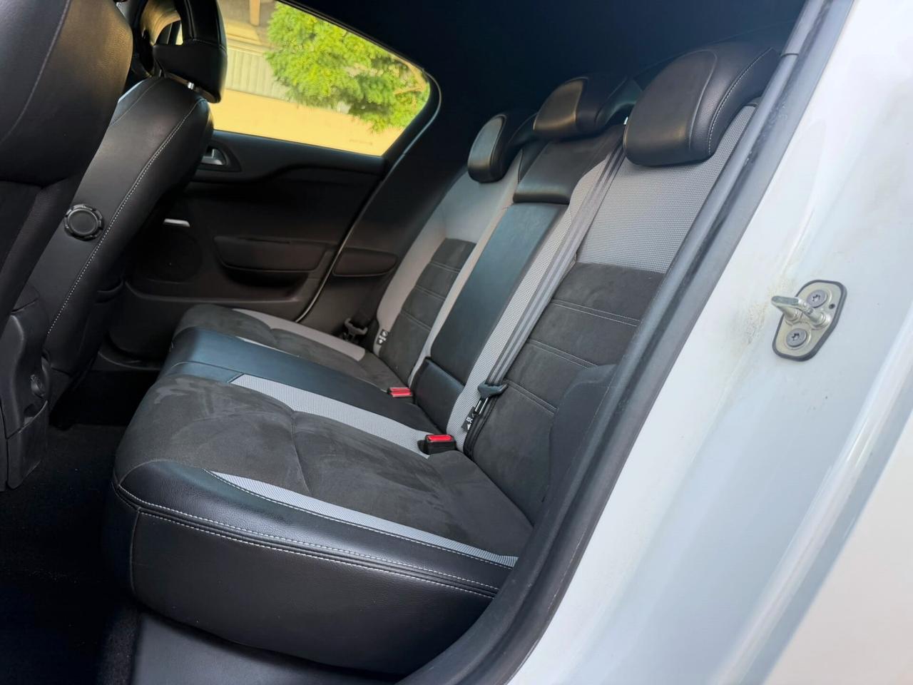 DS4 SPORT CHIC 1.2 S&S EURO 6D NEOPATENETATI