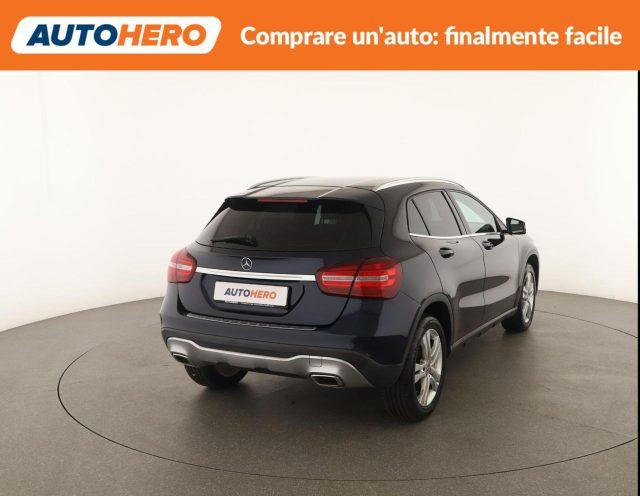 MERCEDES-BENZ GLA 200 d Automatic Sport