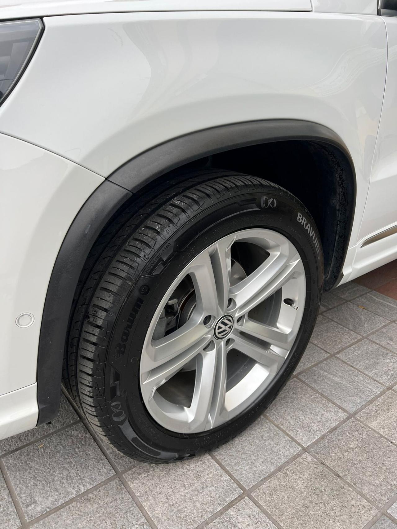 Volkswagen Tiguan 2.0 TDI 110 CV R - Line BlueMotion Technology