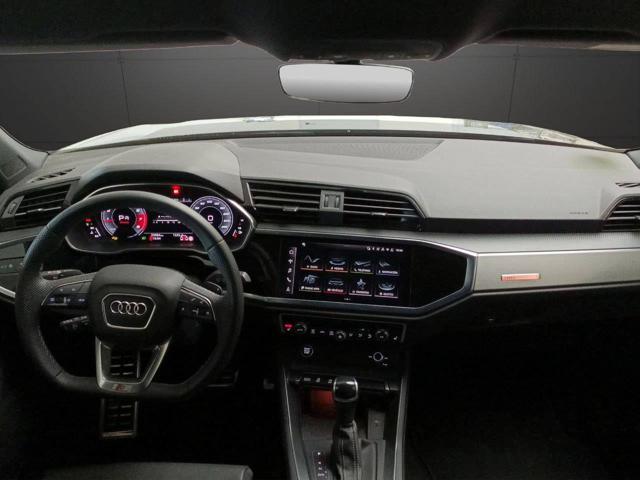 AUDI Q3 SPB 35 TFSI S tronic Identity Black