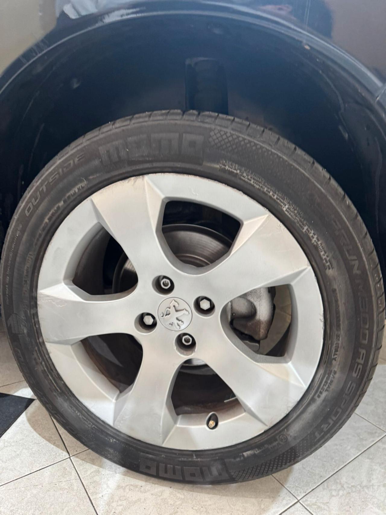 Peugeot 3008 1.6 HDi 112CV Tecno