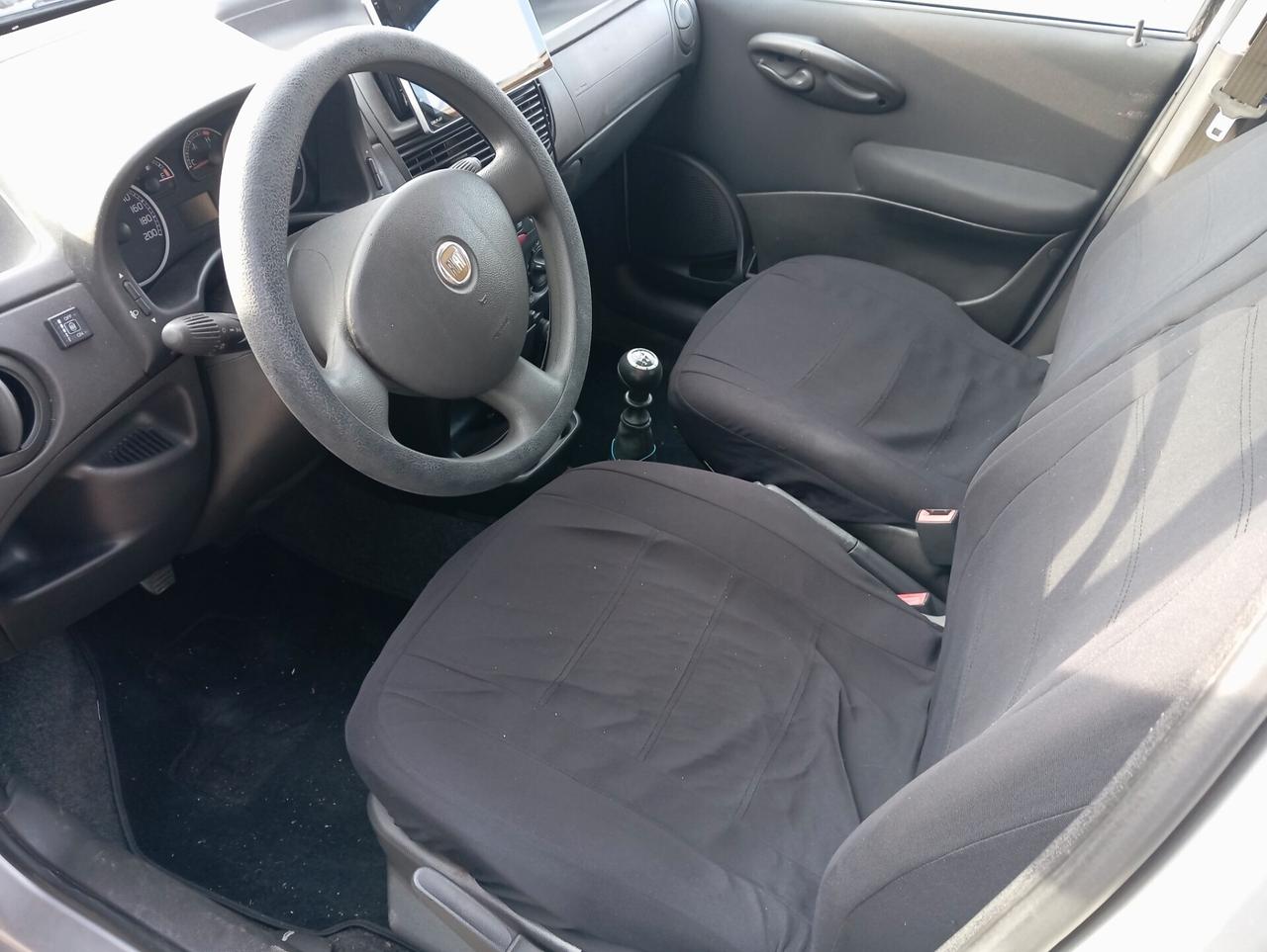 Fiat Punto Classic 1.2 5 GPL 2010