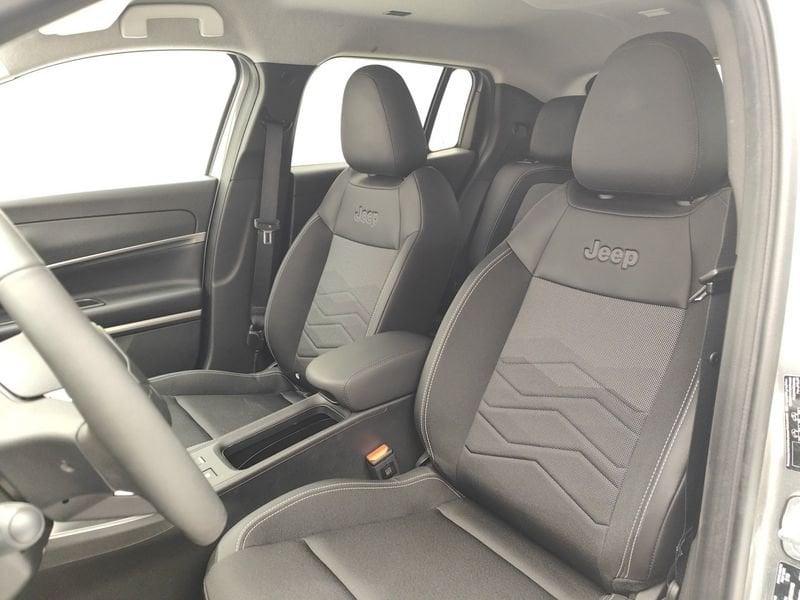 Jeep Avenger 2022 1.2 turbo Summit fwd 100cv