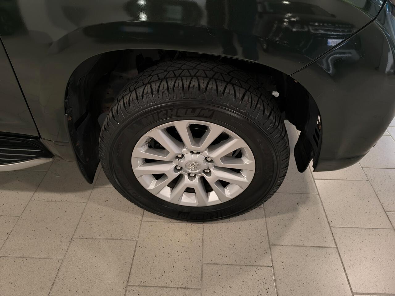 Toyota Land Cruiser 2.8 D4-D A/T 5 porte Lounge+