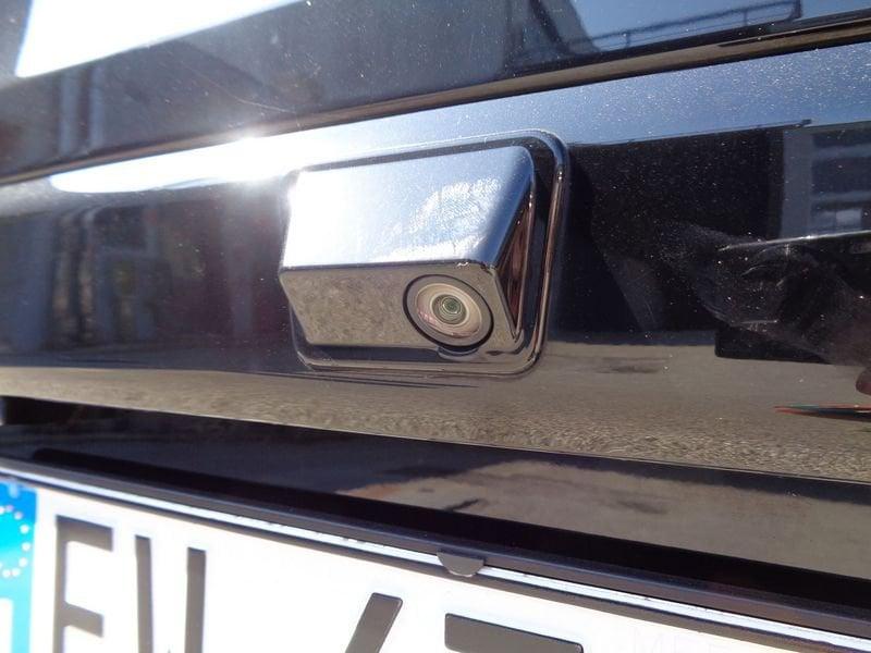 Ford Tourneo Custom Tourneo Custom 310 2.0 TDCi 170CV PL Titanium
