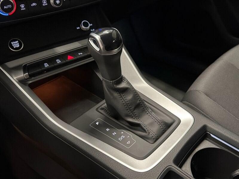 Audi Q3 Q3 35 2.0 TDI BUSINESS ADVANCED S-TRONIC 150CV