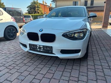 Bmw 114 114i 5p. Sport