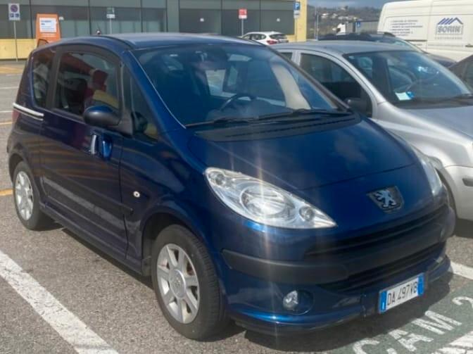 Peugeot 1007 1.4 HDi Sporty