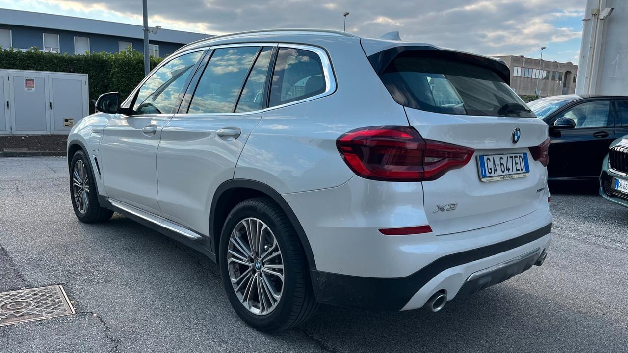 Bmw X3 xDrive30e Luxury
