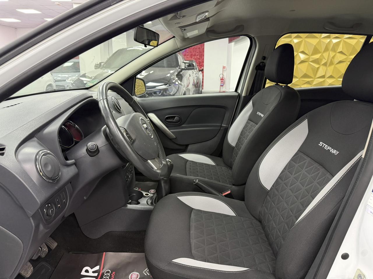 Dacia Sandero Stepway 900 TCe 12V 90CV Prestige