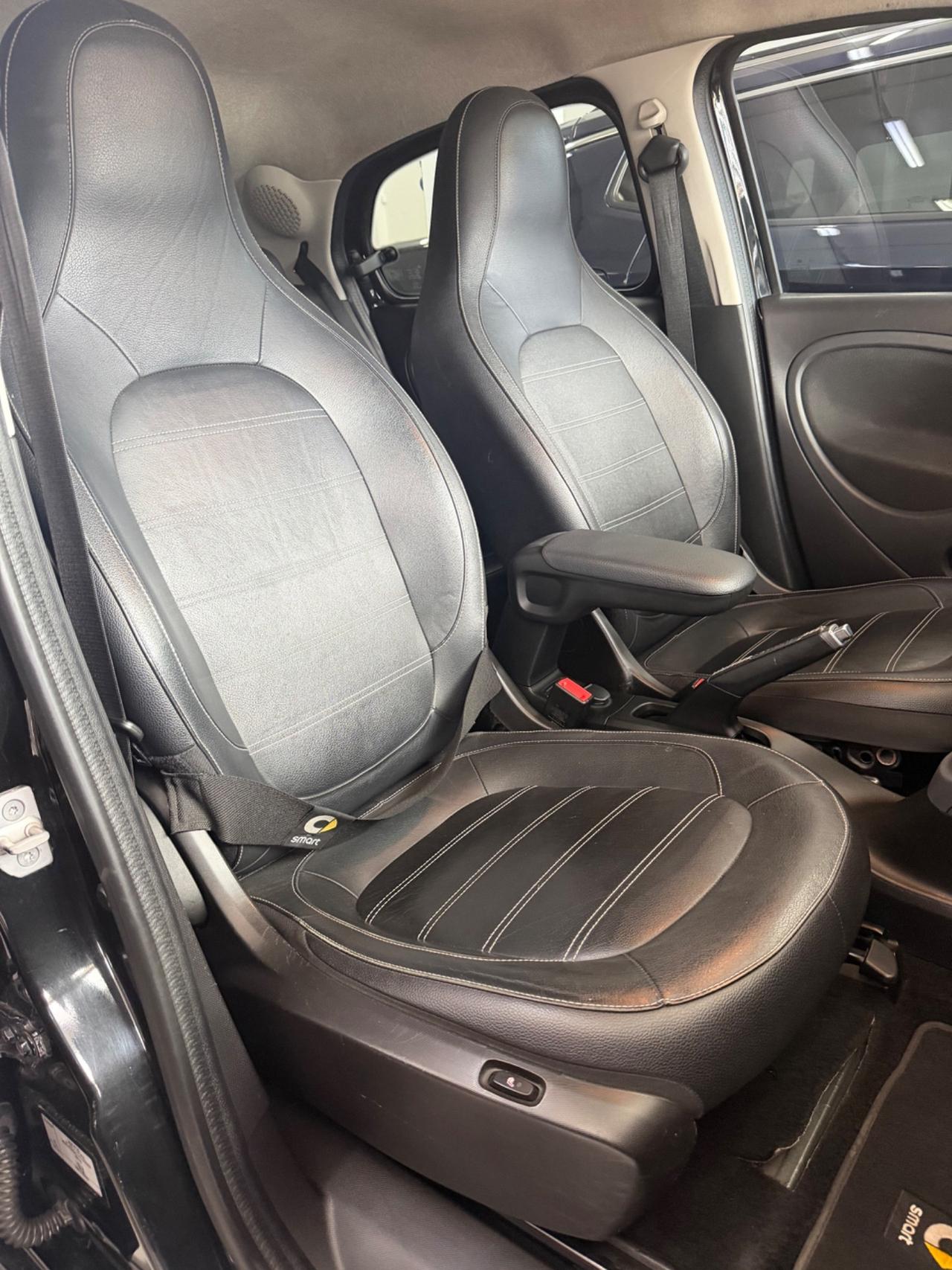 Smart FOR FOUR all.BRABUS FINANZIABILE