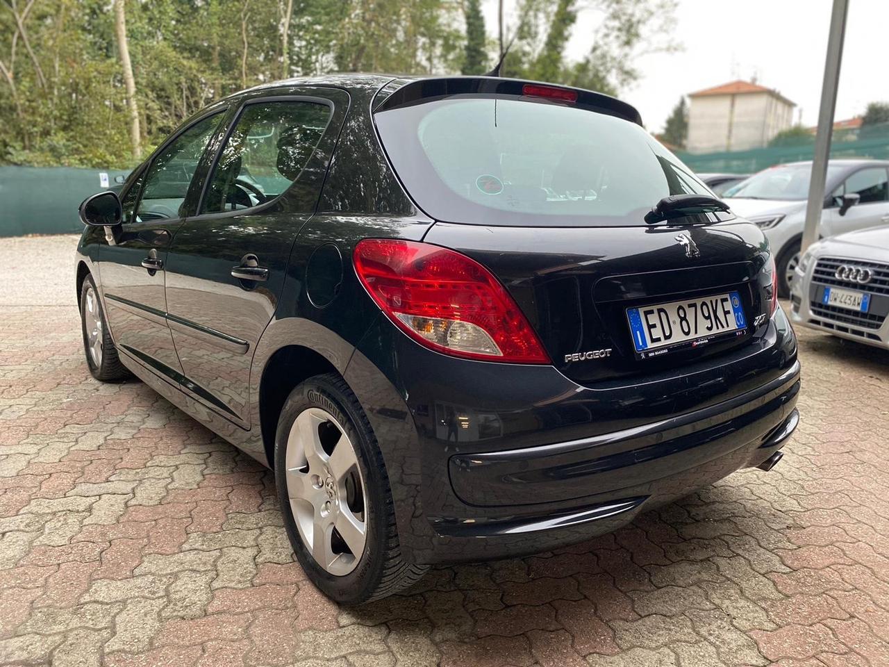 Peugeot 207 1.6 VTi 120CV 5p. XS