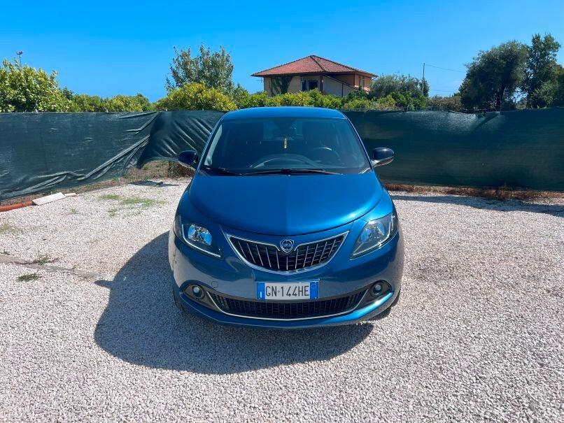 Lancia Ypsilon 1.0 FireFly 5 porte S&S Hybrid Gold