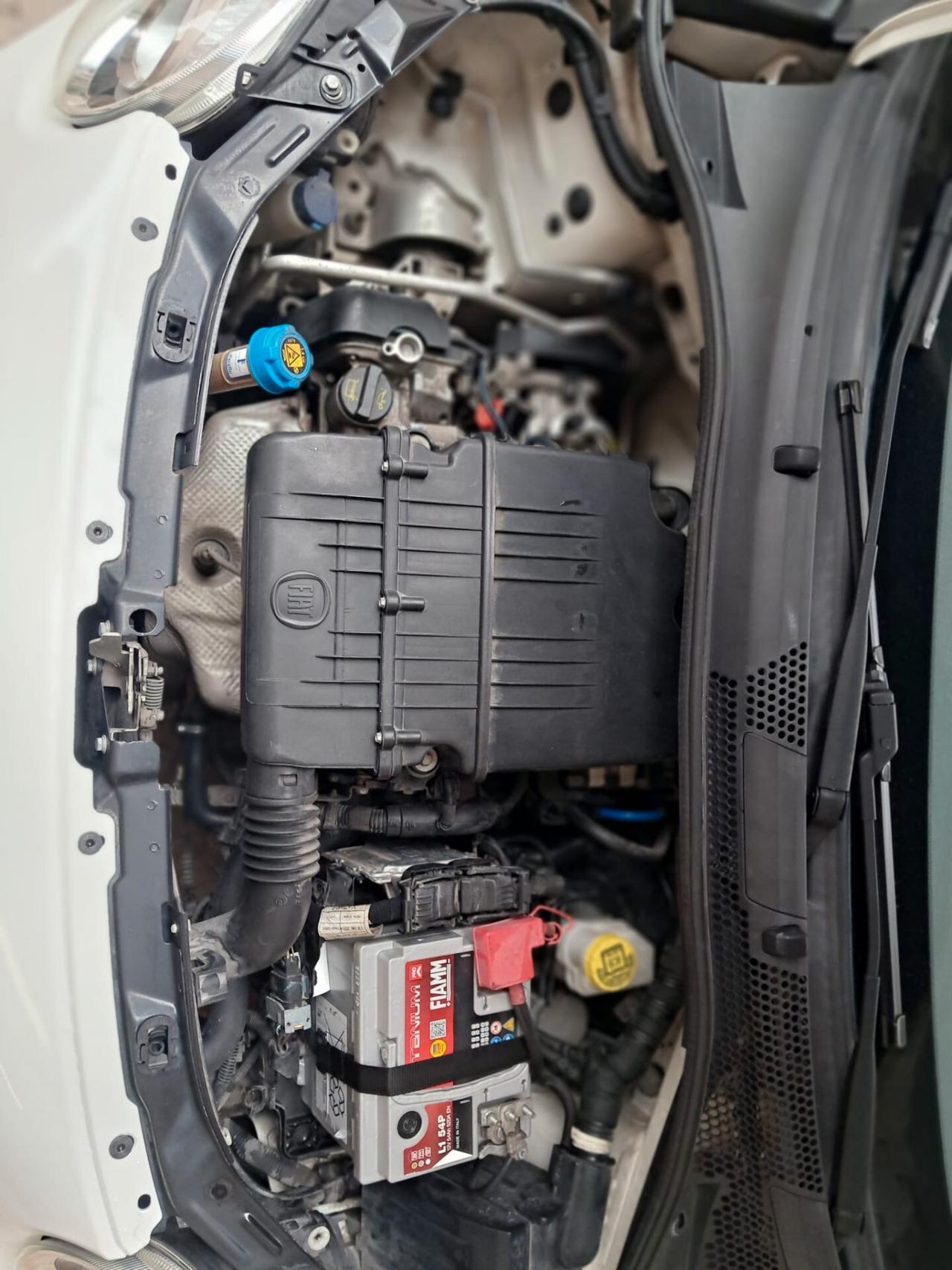 Fiat 500 1.2 Lounge-Restyling-NEOPATENTATI-Euro 7290