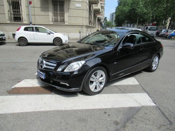 MERCEDES-BENZ E 350 CGI Coupé BlueEFFICIENCY Avantgarde